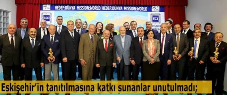 Başkanımıza "yunus Emre Onur Ödülü" Takdim Edildi