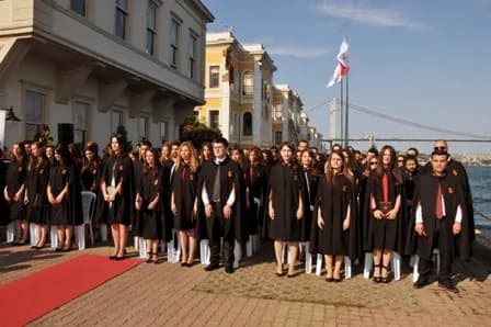 Galatasaray Üniversitesi 2014-2015 Öğrenim Yılı Diploma Töreni Gerçekleşti