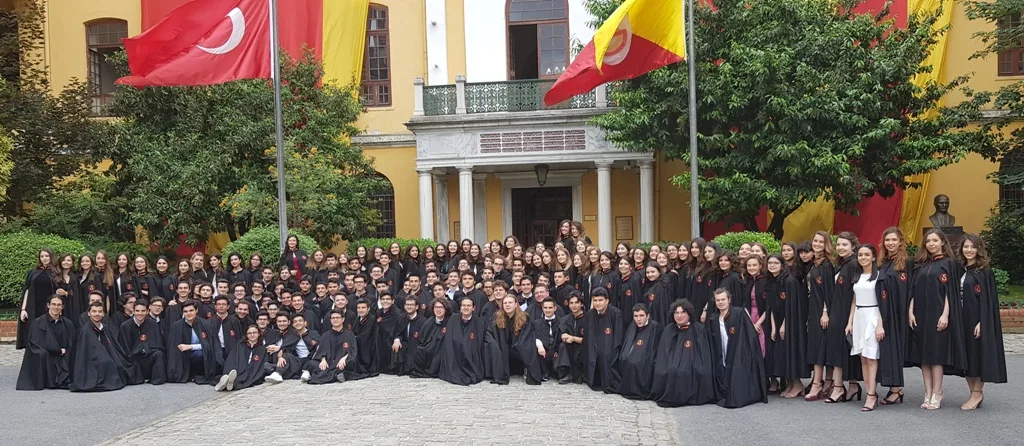 Galatasaray Lisesi 2017-2018 Öğretim Yılı Diploma Töreni Gerçekleşti