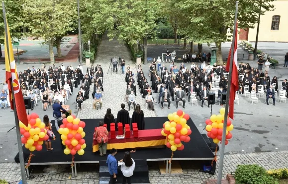 Galatasaray Lisesi 2019/2020 ve 2020/2021 Öğretim Yılı Diploma Törenleri Gerçekleşti