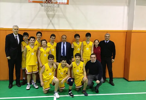 Gsi Basketbol Takımı Birinci Oldu